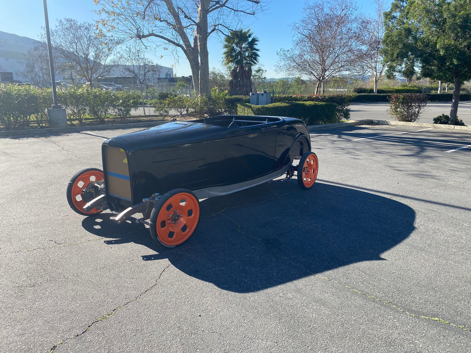 32 Zipper Roadster Body